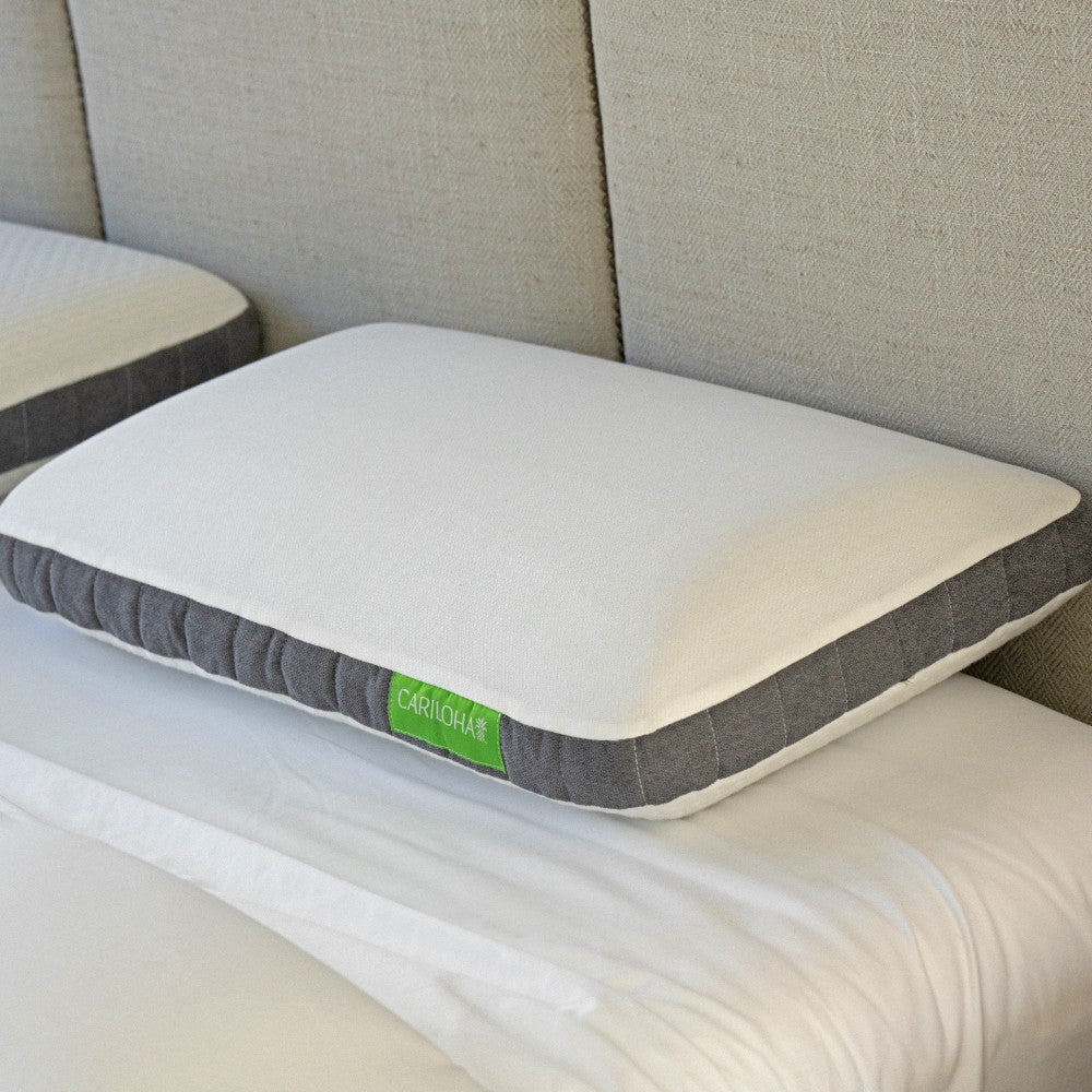 gel pillow on a bed~Standard