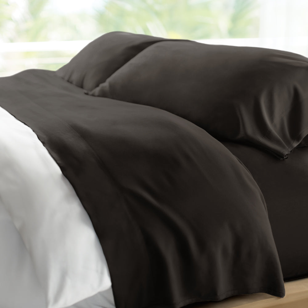 Retreat Bamboo Sheets — Black Sand / Queen