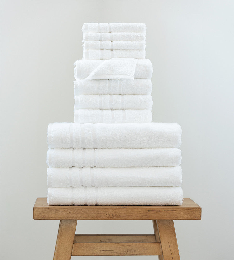 4 towel sets with 4 towels, 4 hand towels and 4 washcloths